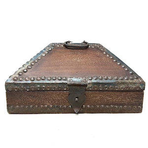 Vintage Kerala Indian Box