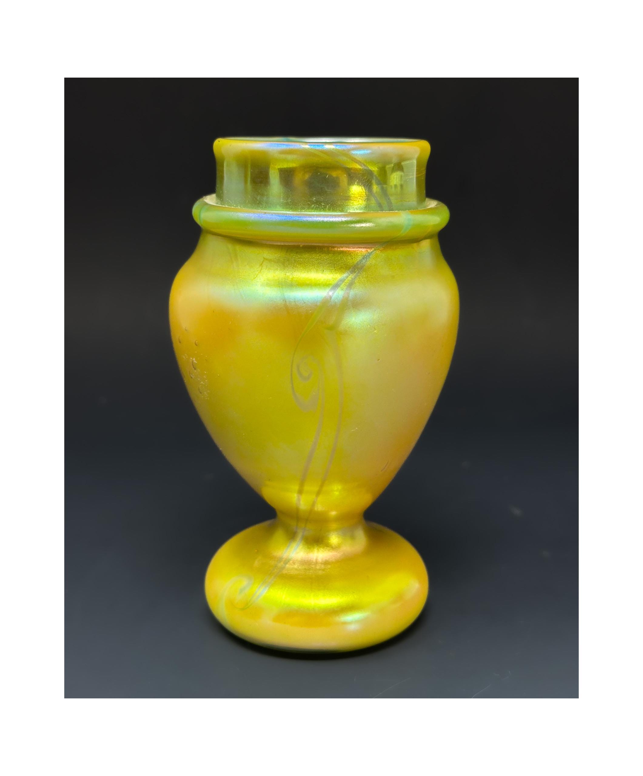 Orient and Flume Art Glass Vase - Etsy