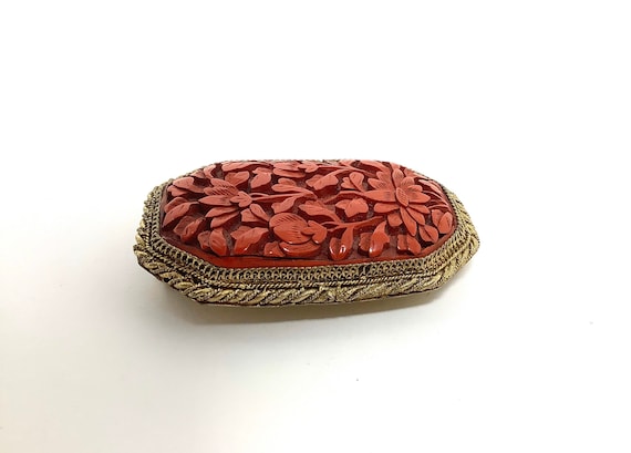 Antique Chinese Cinnabar Fur Clip - image 4