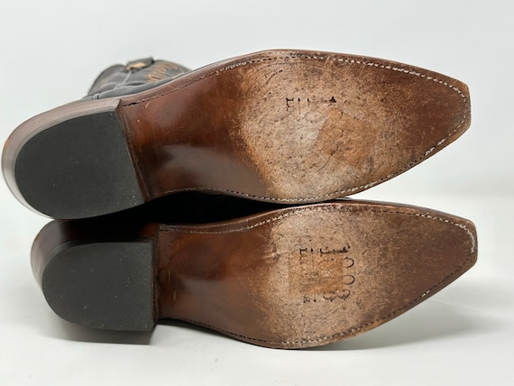 Lucchese Embroidered Leather Western Boots - image 10