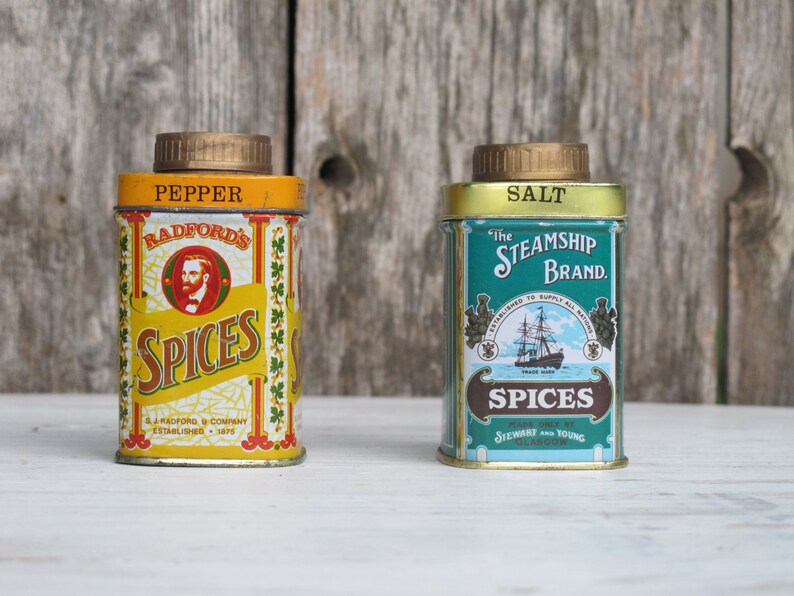 Vintage Tin Salt and Pepper Shaker Set image 3