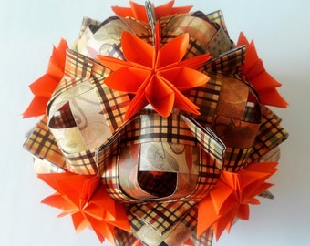 3d origami Cofo kusudama with Asterix flowers