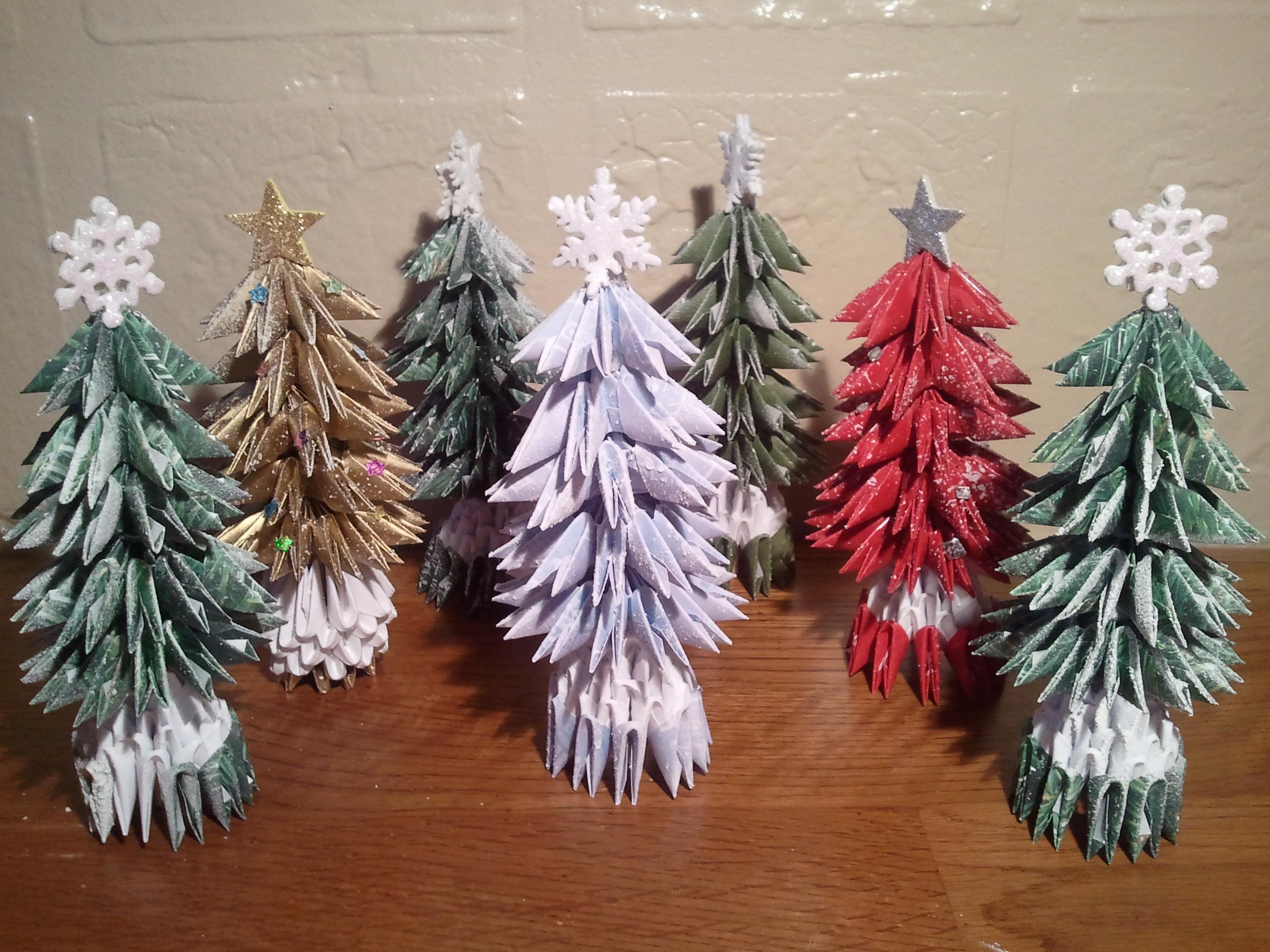 Tutorial: How to make 3D origami Christmas Tree