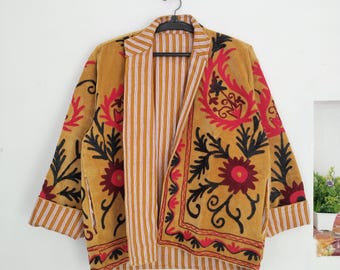 Chaqueta de terciopelo bordada a mano, abrigo bohemio artesanal con estilo, ideal para festivales, prenda exterior artística para mujer.