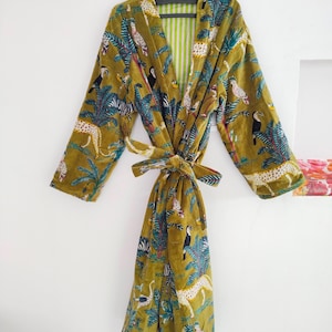 Velvet Women Kimono, Velvet Robe, Jungle Printed Comfortable Nightwear Dress, Bridesmaid Robe, Dressing Gown, Beachwear, Handmade Robe