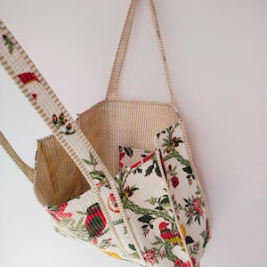 Floral Bird Print Quilted Tote Bag, Botanical Shoulder Bags, Colorful Garden Fabric Tote