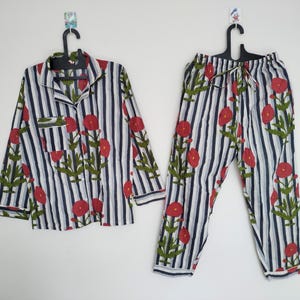 Floral Printed Pajamas, Cotton Pajamas, Comfortable Nightwear Dress, Women Pajama Set, Comfy Sleepwear, Indian Handmade Pjs, Gift for her