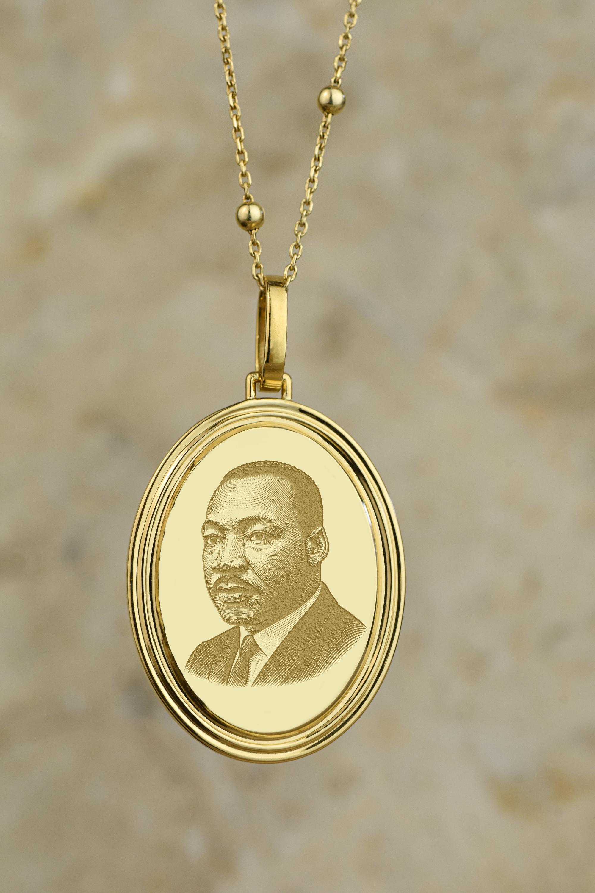ヴィンテージ 60s Martin Luther King Jr チャーム il_fullxfull.7288455188_69w5.jpg