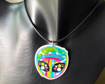 Psychedelic Alien Necklace, UFO Flying Saucer Space Pendant Necklace, Star Necklace, Celestial Gift, Acrylic Alien Head Pendant, Ufo Jewelry