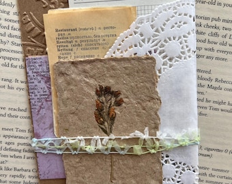 Zestaw ręcznie robionych papierowych efemeryd w stylu vintage: papier z wytłoczonymi kwiatami, 15 elementów