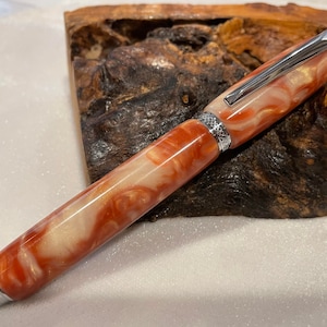 Lovely Orion Style Fountain Pens  (   4090  3299  2473  )