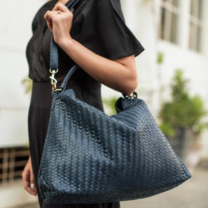 Bolso de mano de piel vegana suave para mujer, bolso de hombro para mujer, bolso de mano holgado tipo hobo para la vida laboral, cartera para mujer, regalo de cumpleaños para ella