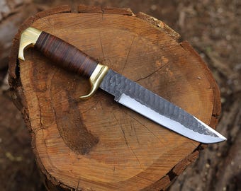 Handmade Damascus Bowie Knife: Leather Handle, Groomsman Gift