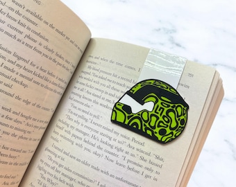 Lando Norris blob helmet magnetic bookmark - bookmarks / booktok / bookish