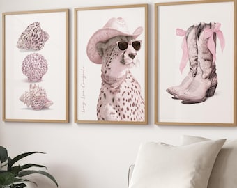 Impression d'art guépard rose : décoration de chambre esthétique Coquette | Impressions d'art léopard rose, coquillages, bottes et noeuds | Vive les cow-girls