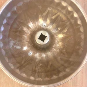 Vintage Aluminum Bundt Pan