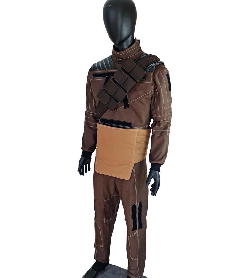 Star Wars Mandalorian Din Djarin cosplay costume brown undersuit outfit 4-piece side angle view