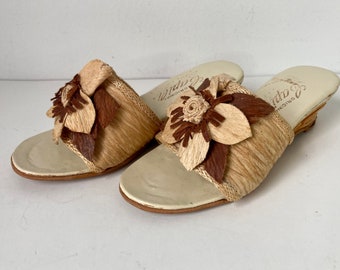 Vintage Childs Philippines Sandals Carved Wooden Heels Slides Capili Brand Size 6 or 9 Boho Shoes Clothing