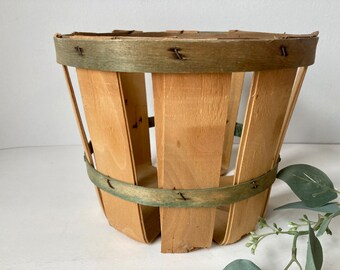 Wooden Slats Basket Fruit Stand Peck Size Natural w/ Green Bands Orchard Easter Vintage Country Decor