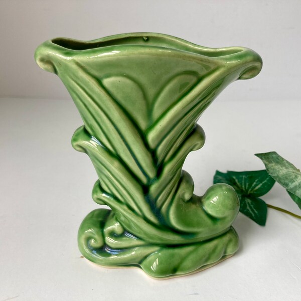 Small Planter Cornucopia Green USA 835 Pottery Vintage Decor