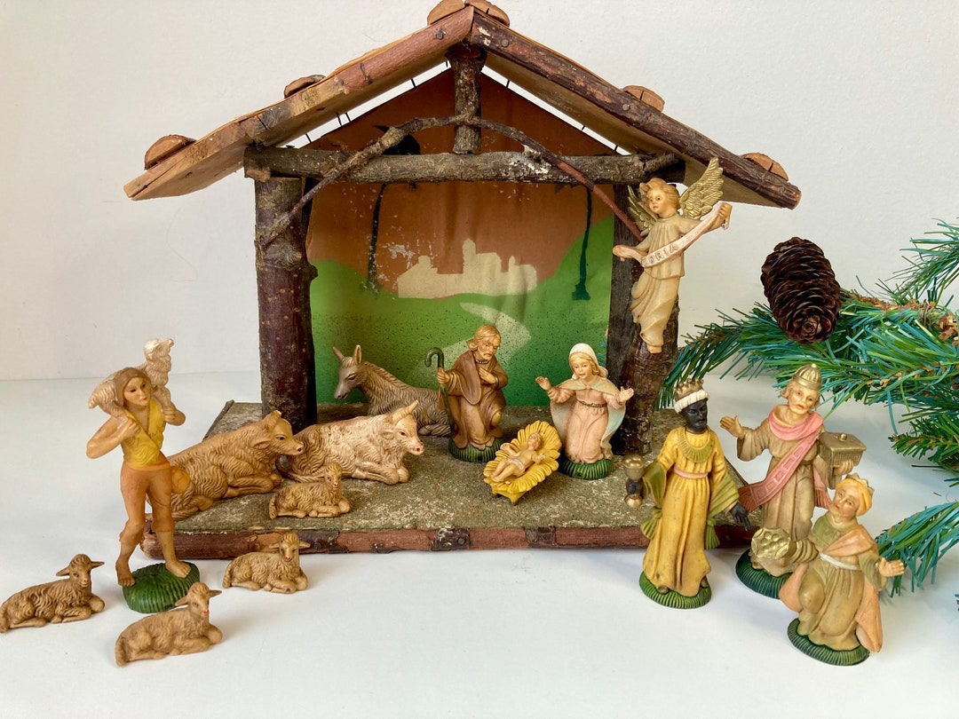 Nativity Set Creche Manger Scene Figures Animals Marked Hong Kong 16 Pc