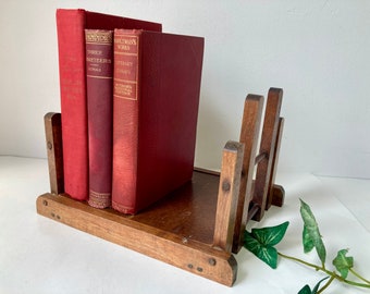 Portaoggetti vintage da tavolo pieghevole in legno per libri in stile Mission