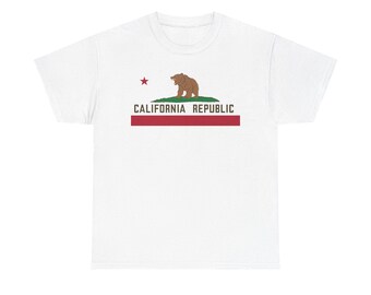 California Flag Angry Bear T-Shirt, California Grizzly Tee, California Republic Shirt, Bear Flag State Top, Vintage Bear Graphic Tee