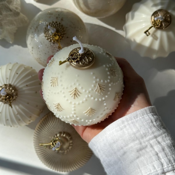 Vintage-Style Christmas Ornament Candle, Festive Decoration, and Christmas Gift