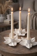 Daffodil Candle Holder, Flower Taper Candle Holder, Wedding Table Decor, Bridal Shower Decor, Floral Candlestick, Wedding Centerpiece
