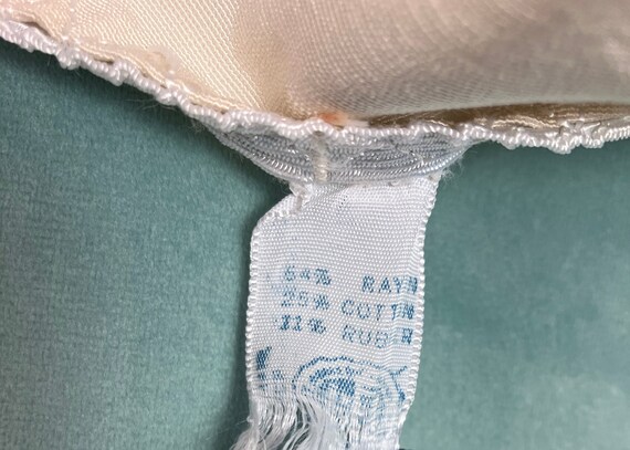 Vintage 50s 60s Rubber Rayon Blend Girdle panty - image 2