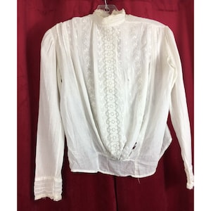 Antique Edwardian Cotton Eyelet High Neck Bodice Fancy Front Pigeon Bust 1900 .