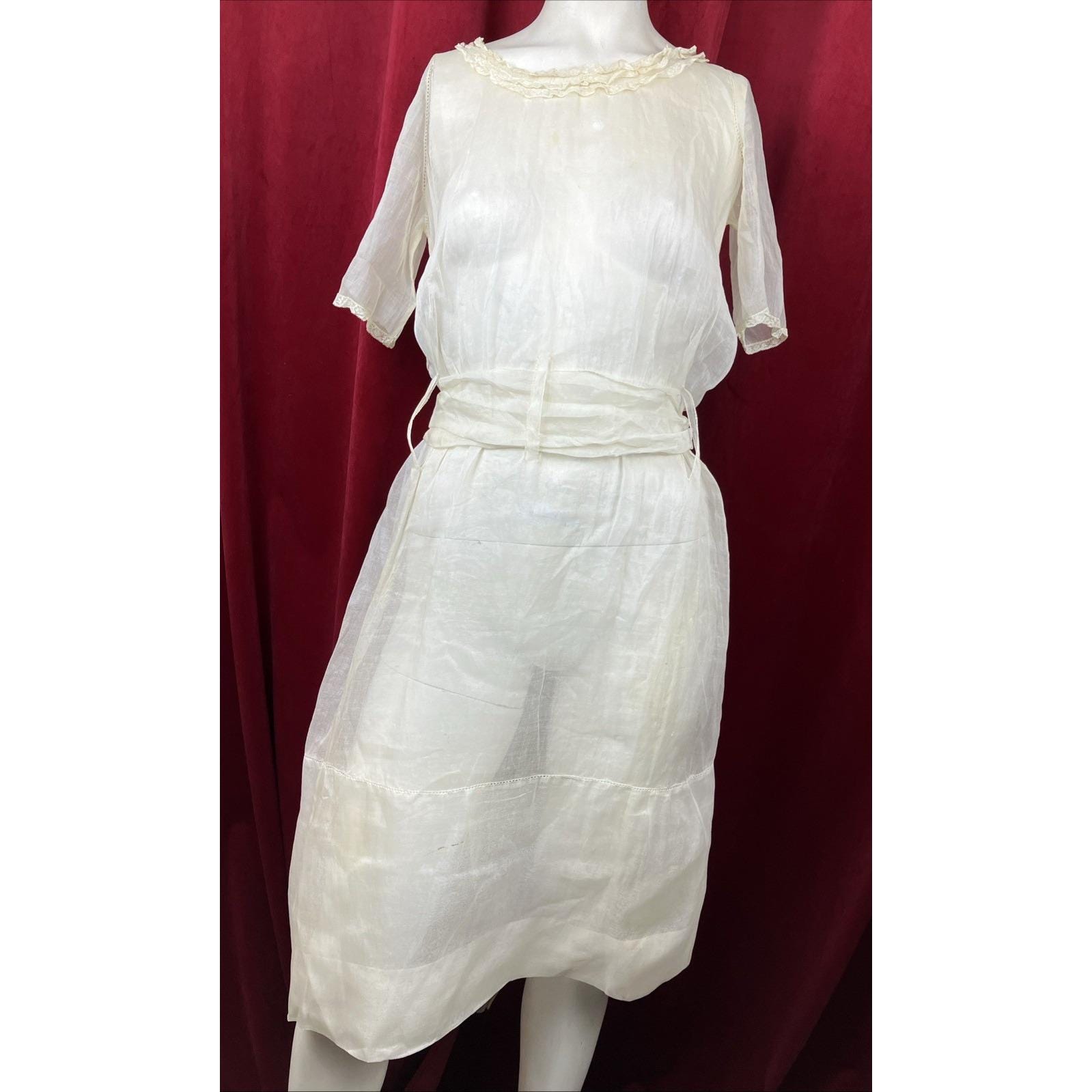 strapless open back dress BABEYOND Tie Neck Ruffle 1950s Daily Dress, Retro Tie Neck Midi Ruffle Dresses, Dark Green, Size L