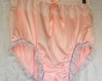 Pink Vintage Burlesque Nylon Panties Brief Hipster Men Underwear Lace Trimmed