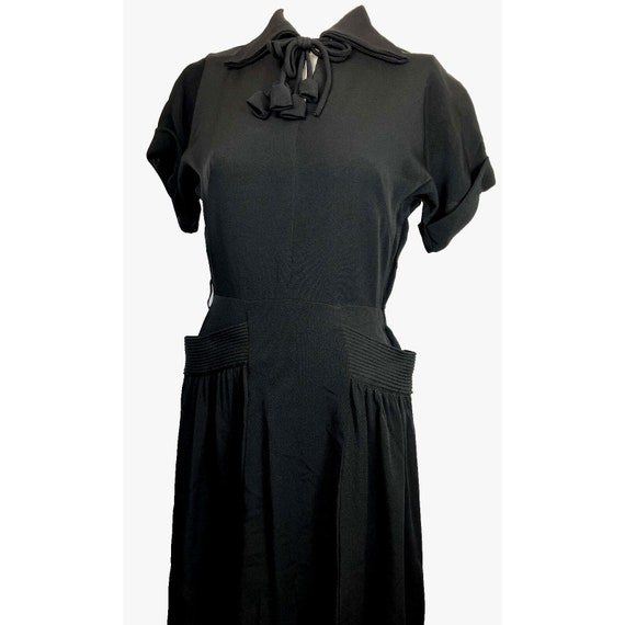 XS Vintage 1940s Shelf Pocket Day Dress Black Bow… - image 3