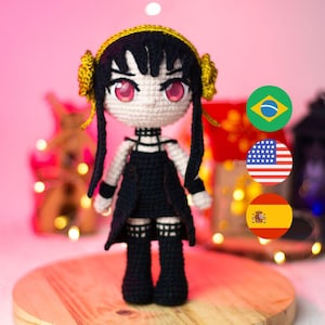 Elegant Assassin Woman Amigurumi PDF