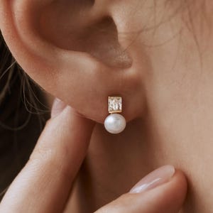 Sterling Silver Pearl Stud Earrings, CZ Diamond Stud Earrings, Minimalist Bridal Jewellery, Wedding Earrings, Gift for Her, Bridesmaid Gift