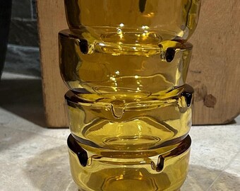 lot de 4 cendriers vintage en verre ambré