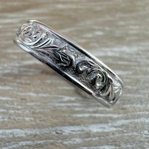 10k White Gold Vintage Antique Inspired Hand Engraved Flowing Floral Wedding Band