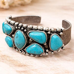 Turquoise Cuff Bracelet, Western Statement Bracelet, Boho Silver Tone Cuff, Navajo Style Turquoise Jewelry, Chunky Southwestern