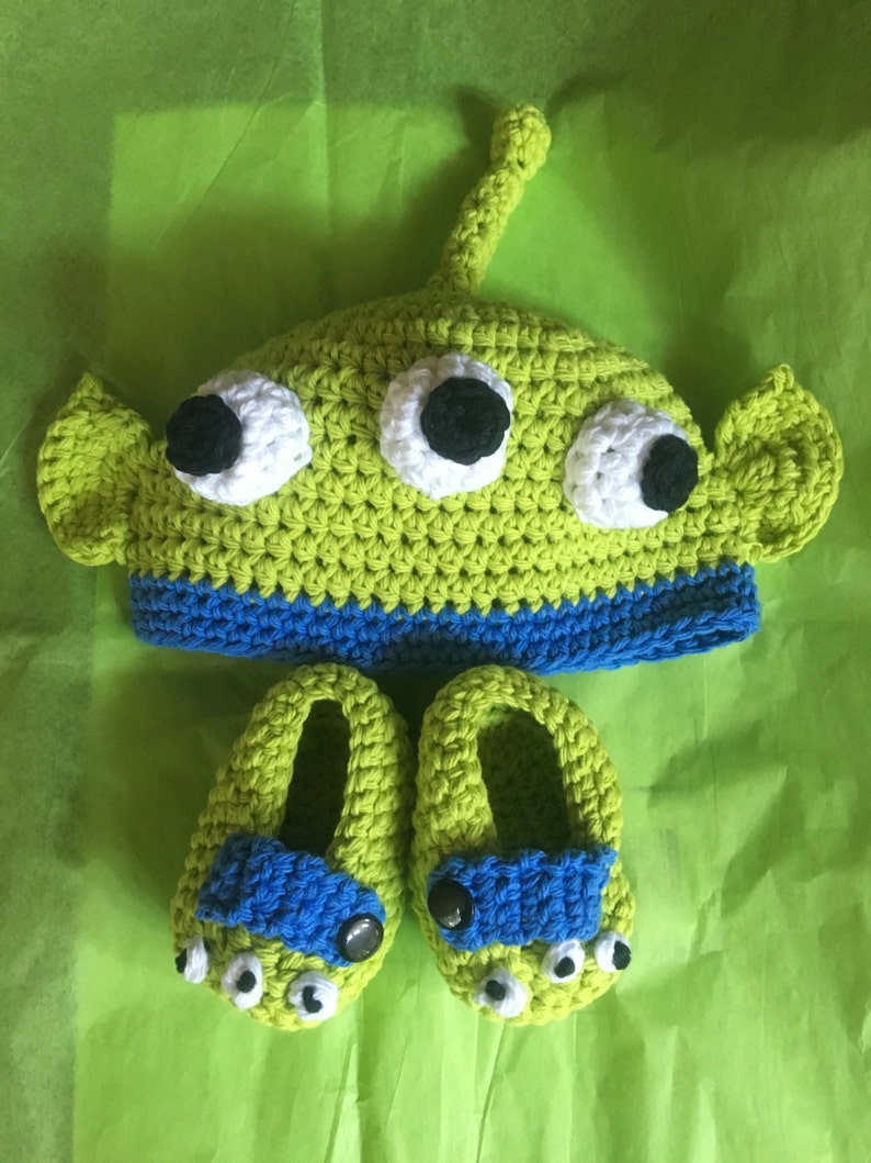 Toy Story Inspired Alien Beanie and Booties Set Newborn Etsy