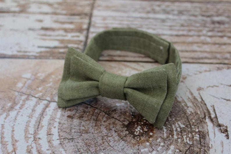 Boys bow tie in sage green with adjustable strap Etsy