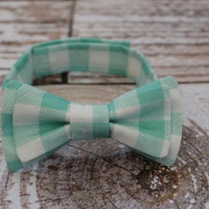 Handmade baby boys plaid bow tie in green and white image 1