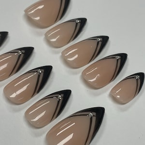 Black French Tip Press On Nails