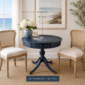 Table tambour vintage peinte à la main | Table d'appoint sur pied bleu marine | Table d'appoint à motif floral | Table d'appoint traditionnelle anglaise | Table d'entrée