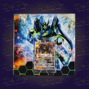 Zygarde Space - Quadro 20x20 cm Ceramica Italiana - Decorazione muro - Design pareti - Supporto per carte TCG Incluso - Pokèmon