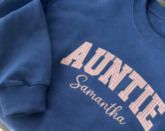 Custom Gingham Auntie Applique Embroidered Sweatshirt : Personalized Aunt Gift From Niece