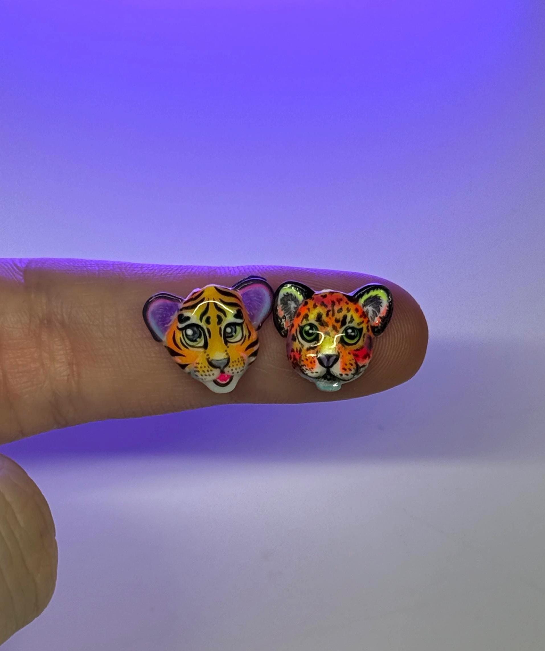 90's Lion / Tiger handmade nail charms (price includes both)