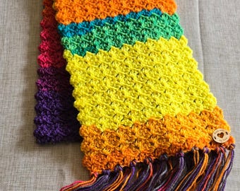 Kleurrijke regenboogsjaal