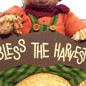 CLEARANCE 22 x 13 BLESS The HARVEST Sign w/Autumn Straw Hat Bear Front Back Door Porch Wallhanging Country Cottage Farmhouse Fall Display image 4