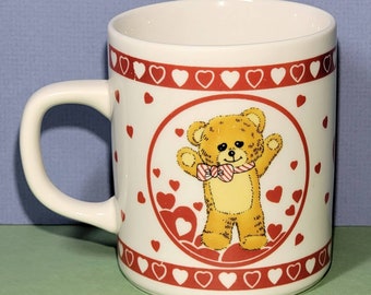 1990s, 10 oz Ceramic Teddy Bear Cub Mug/Cup w/Red & White Hearts For Cocoa Coffee Tea Valentine's Day Child Adult Tableware Unisex Gift Idea